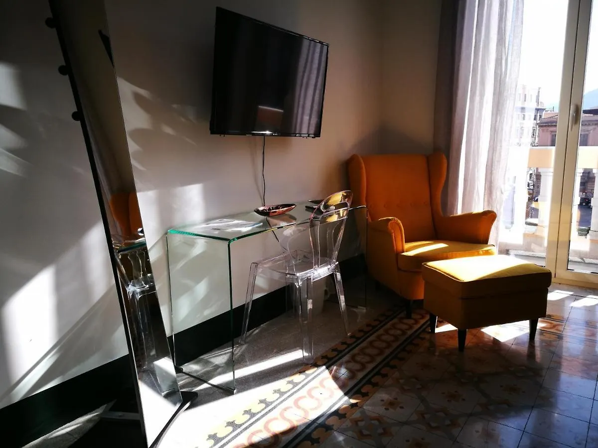 Guest house All'Ombra Del Massimo Palermo